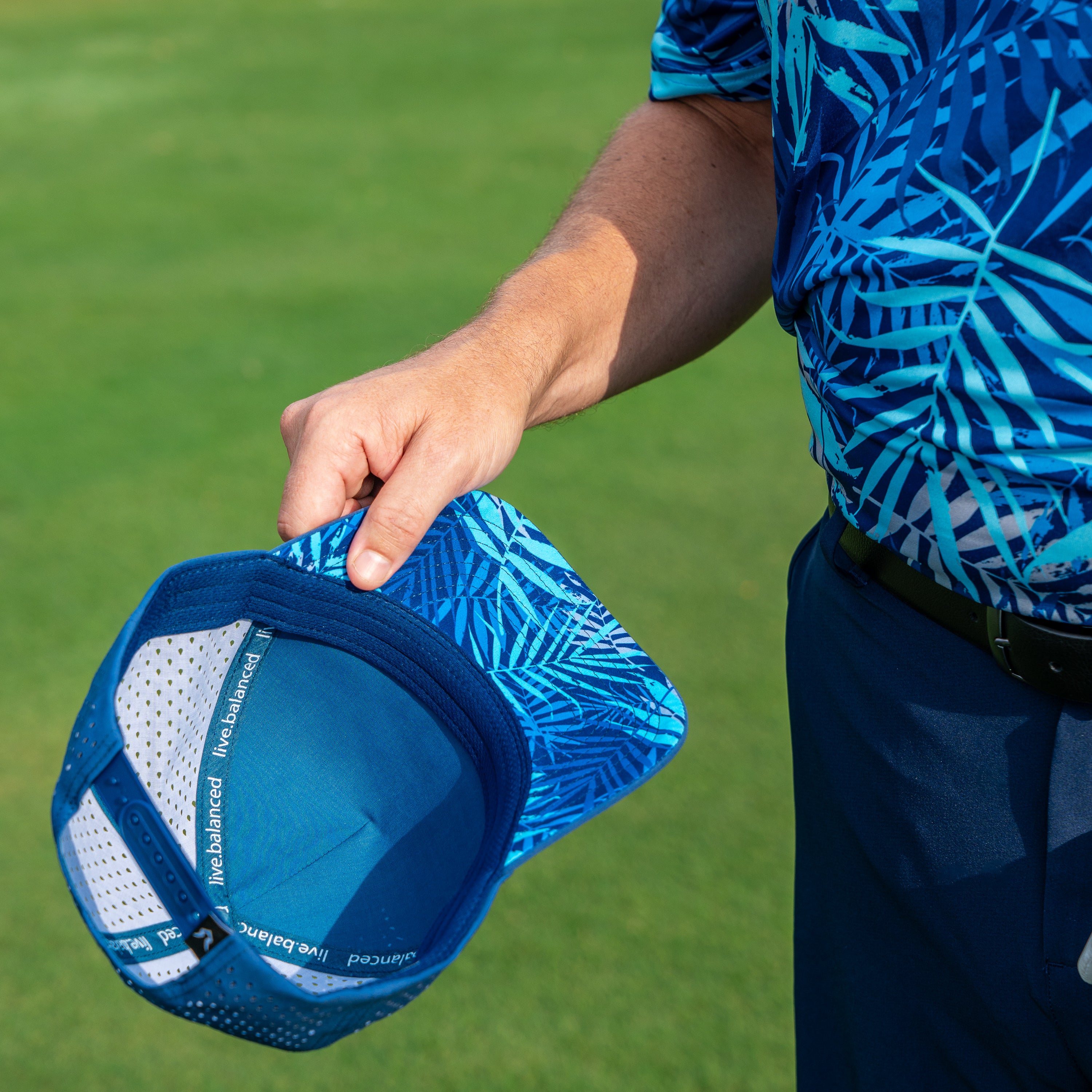 Performance Golf and Water-Resistant Hats – Vilan